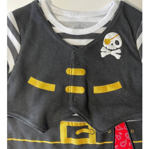 Way To Celebrate Halloween Black White Pirate Coverall Bodysuit 3-6 Months Baby - Picture 2 of 8
